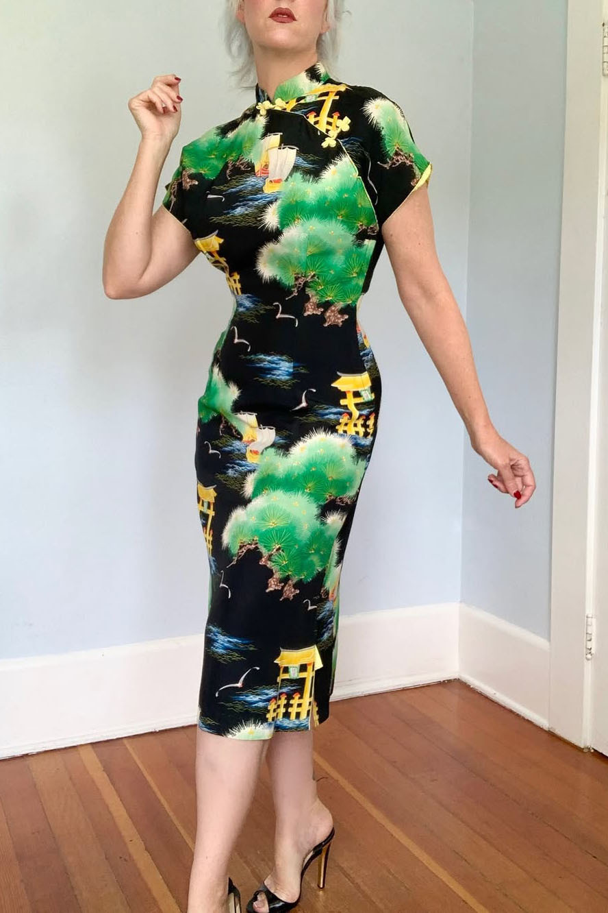 1940s Vintage Cheongsam Style Cocktail Dress