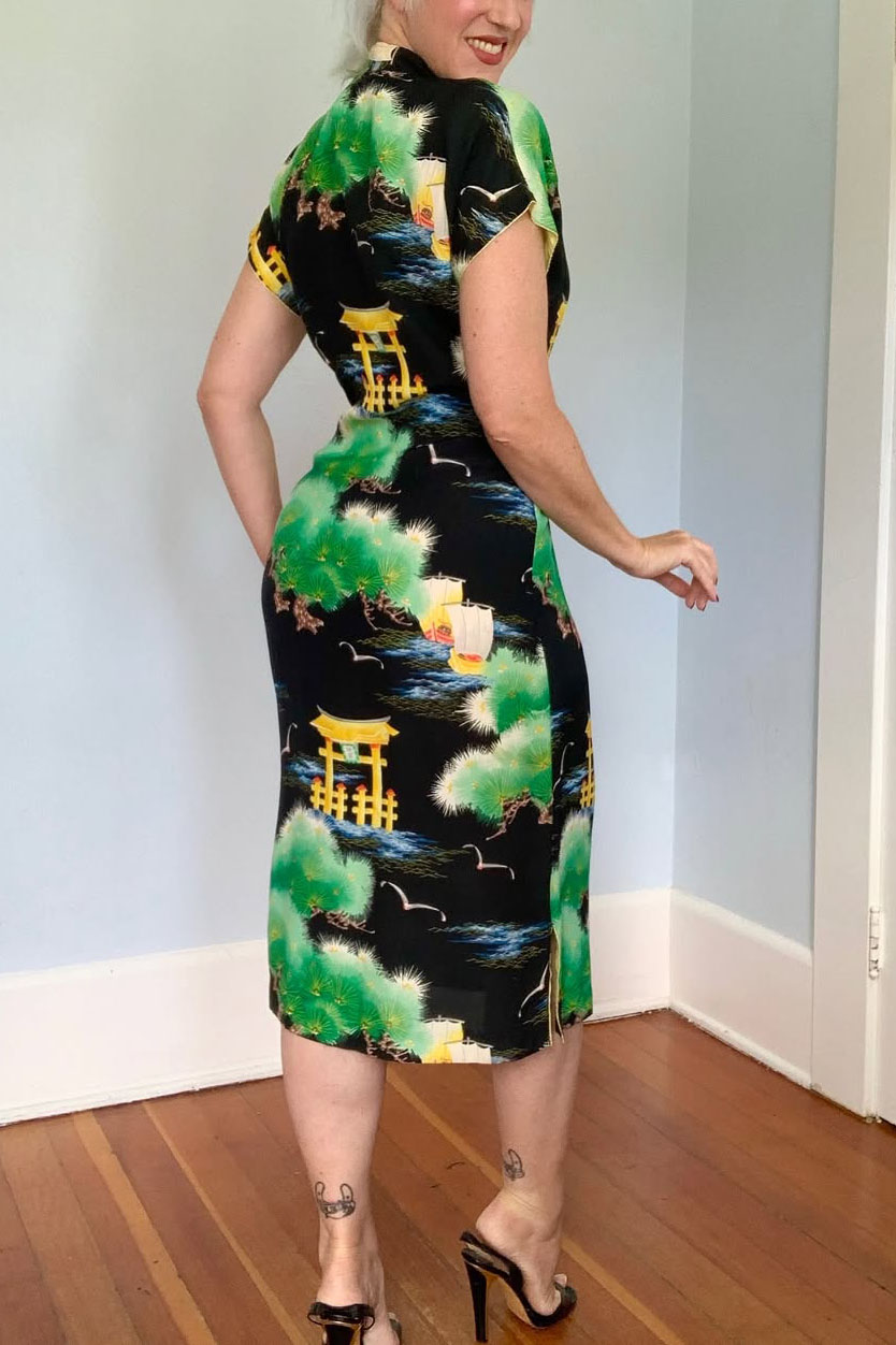 1940s Vintage Cheongsam Style Cocktail Dress