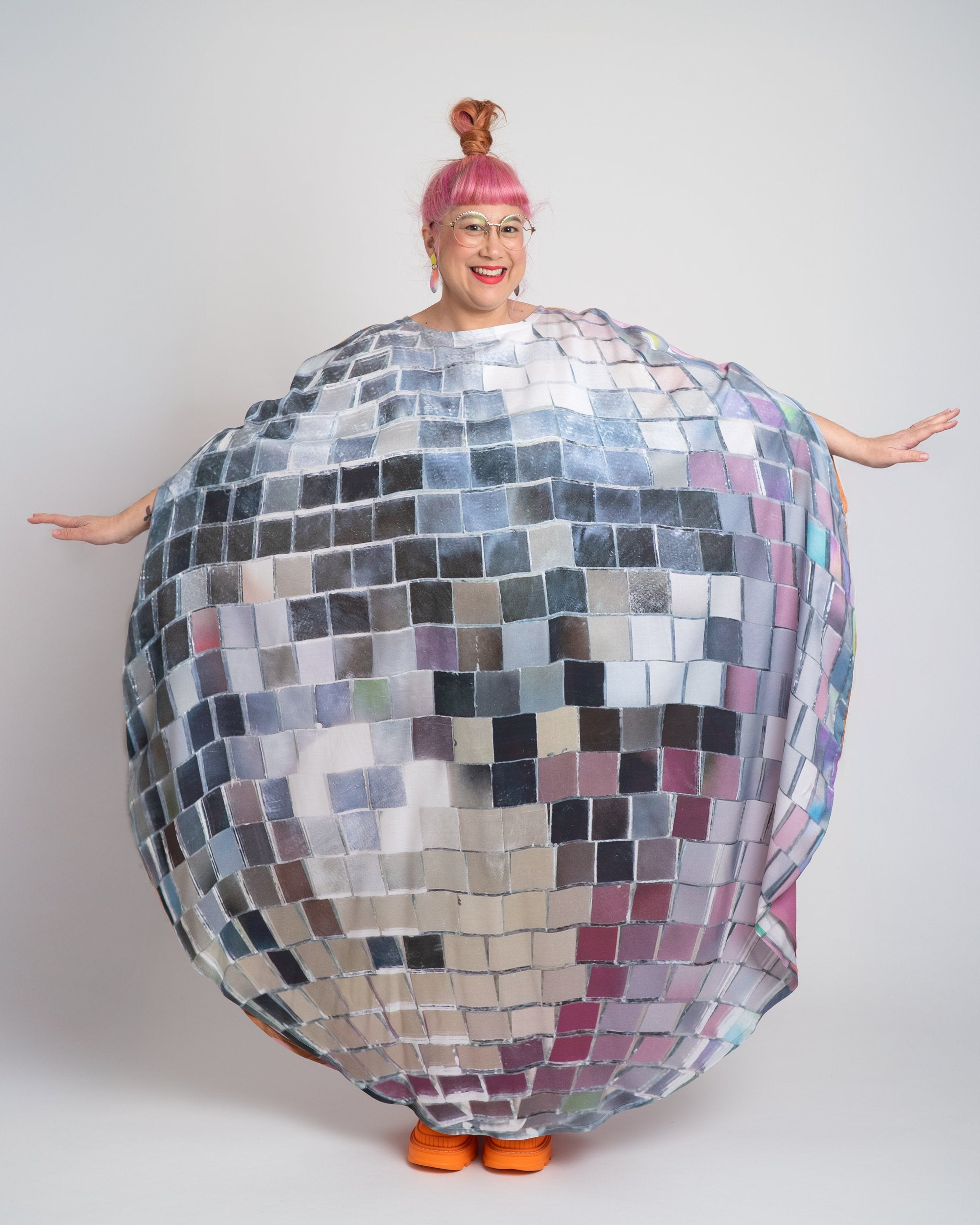 ROUND-ABOUTS: Disco Dress