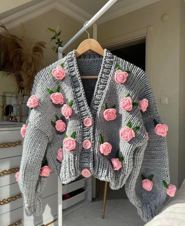Grey_Pink Cardigan