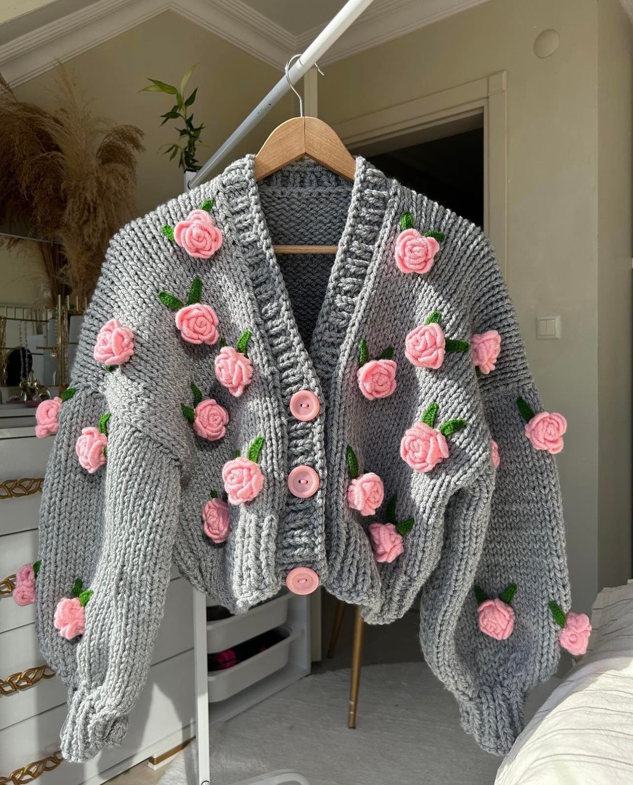 Grey_Pink Cardigan