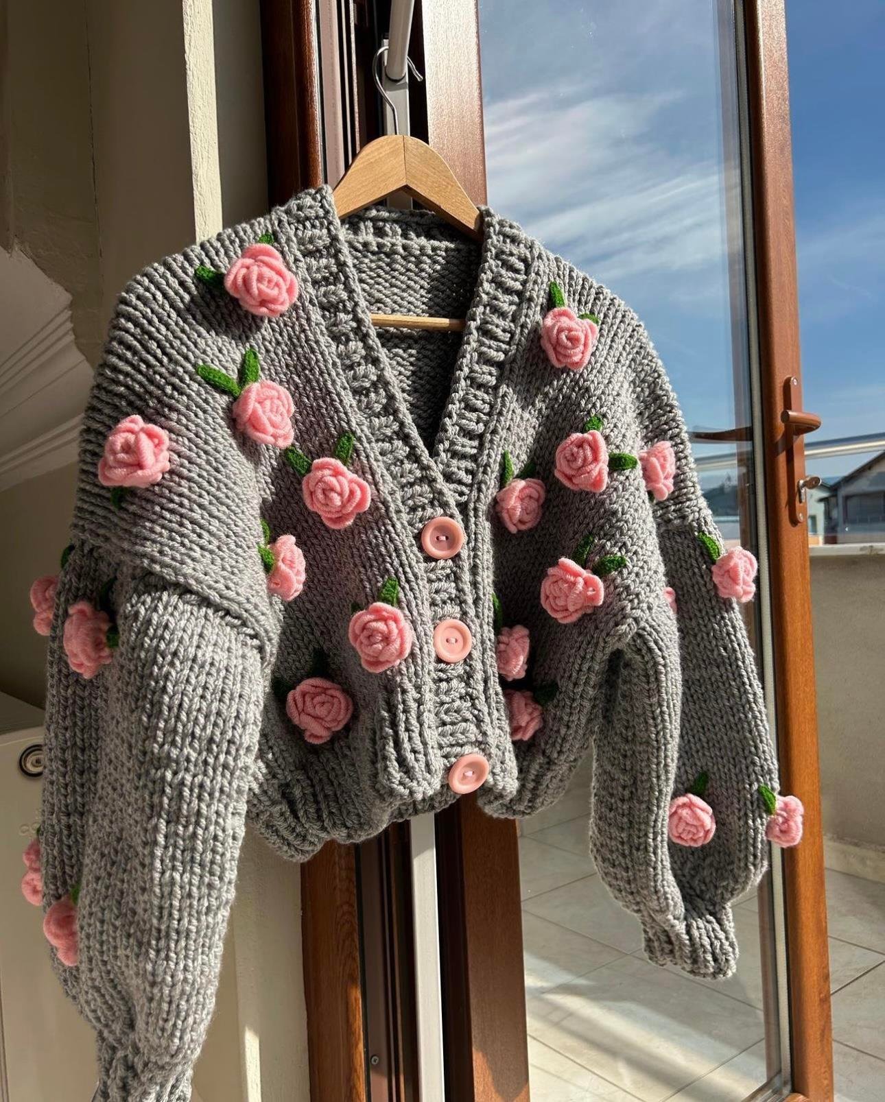 Grey_Pink Cardigan