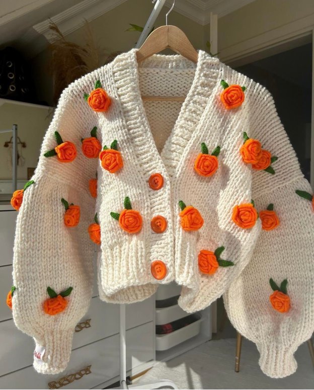 Passion Roses Cardigan