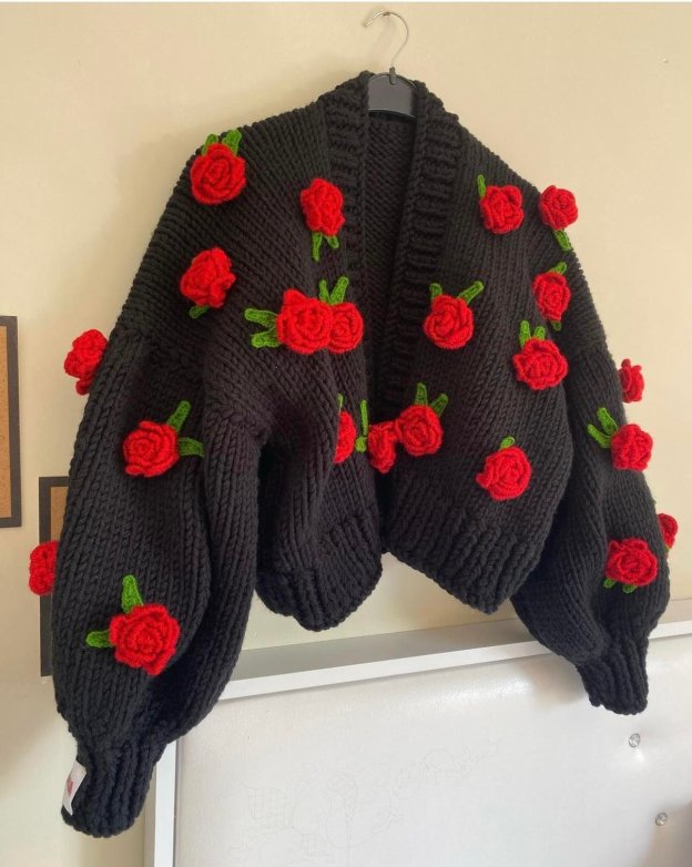 Romantic Roses Cardigan