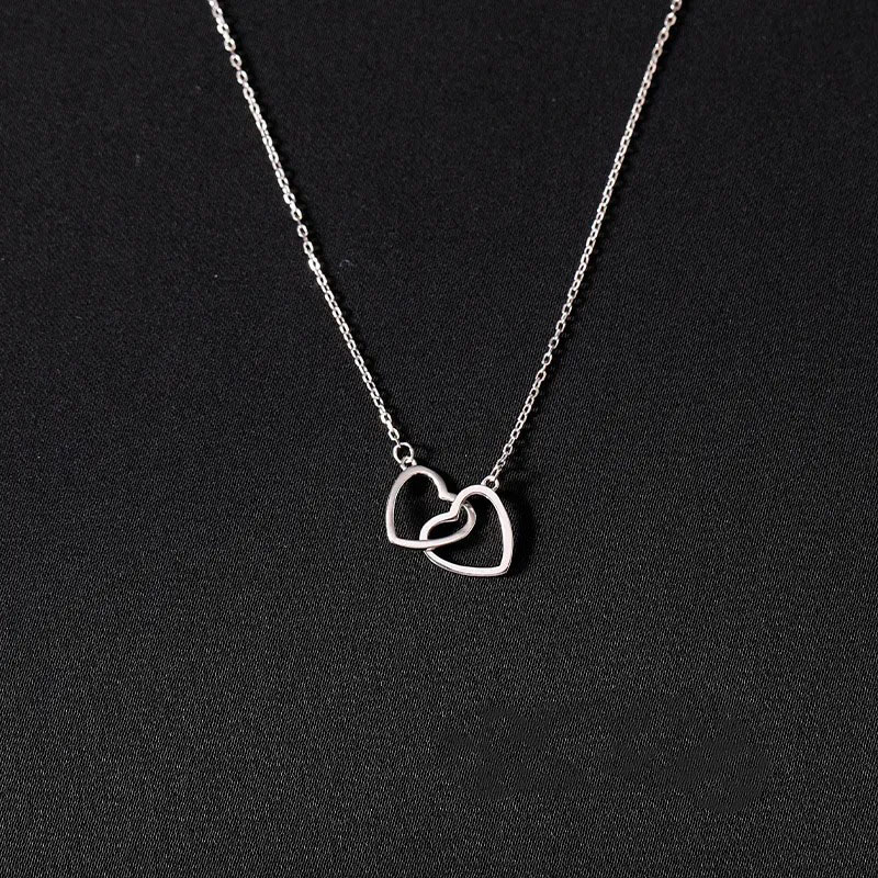 Szív alakú nyaklánc – valódi rózsamedvés ajándékdobozzal