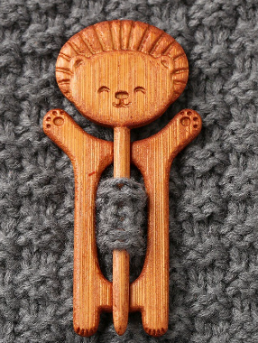 🔥🔥 Нова година специална оферта!! 🐶🪵 Дървени брошки с животни (Купи 1, вземи 1 безплатно)