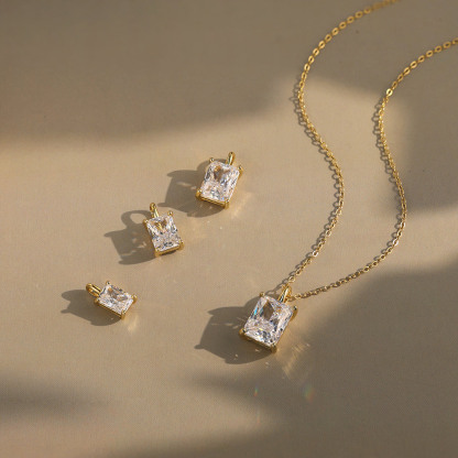 Luxury Solitaire Ideal Cut Moissanite Necklace