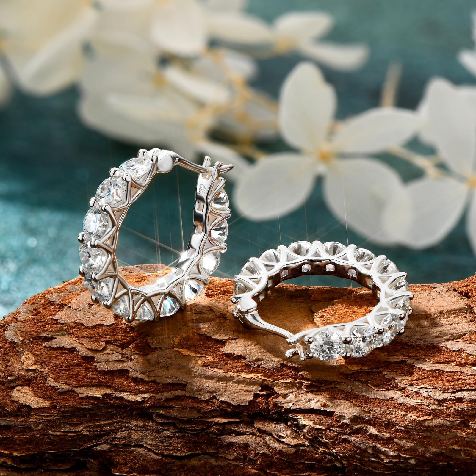 🔥Hot Sale 68% OFF🔥Brilliant 14K Gold Plated 925 Sterling Silver Moissanite Hoop Earrings