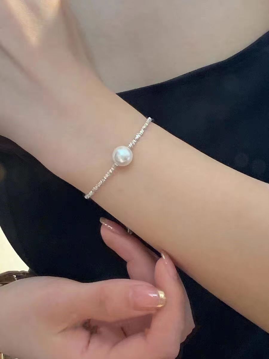 Japan Top Akoya Pearl Necklace"One Pearl"