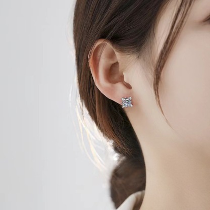 Lucky Four-Leaf Clover Moissanite Earrings