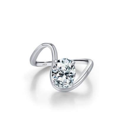Unique Oval Cut Moissanite Ring