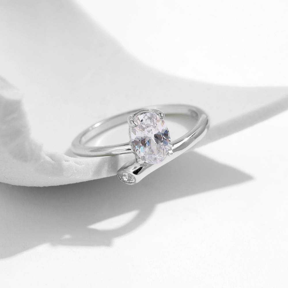 Unique Oval Moissanite Ring