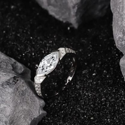 💍Handmade Eye of Horus Moissanite Ring🎉Special Offer for New Year 2025!🎉