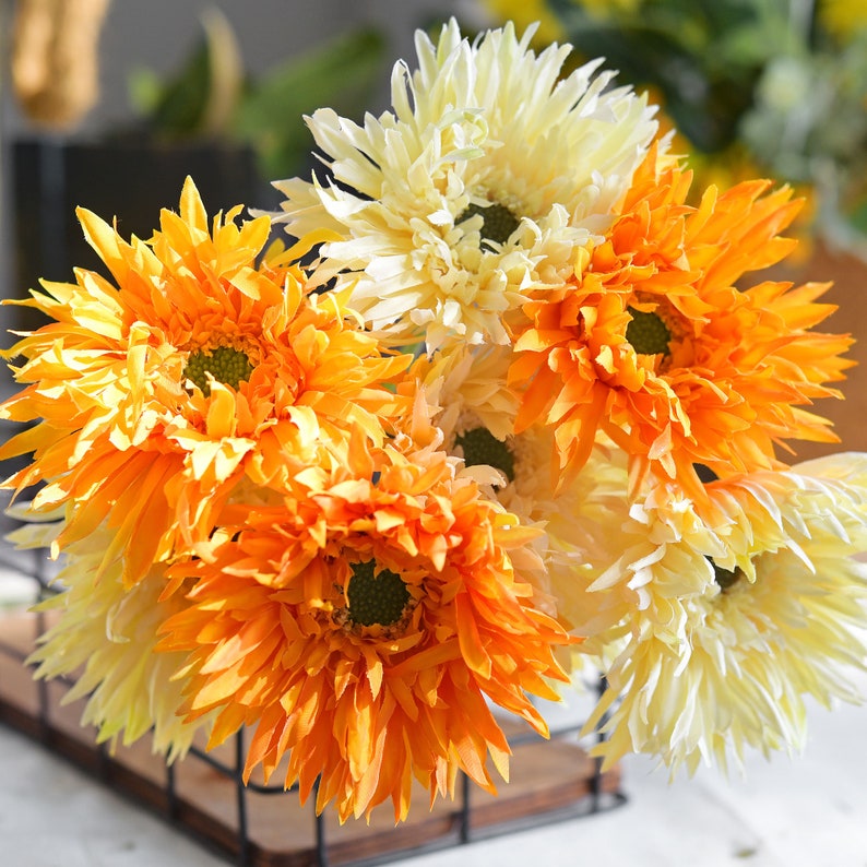 🌼2025 Hot Sale🔥Realistic Artificial Spider Gerbera Daisies💐