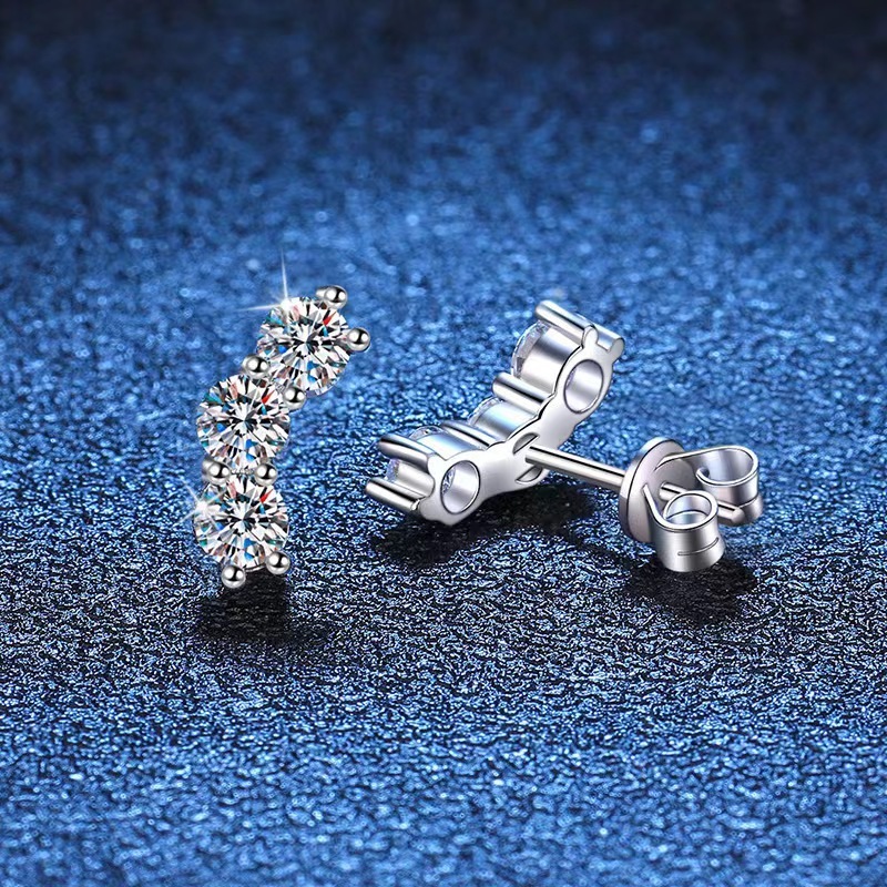 Smile Three-Diamond Moissanite Earrings