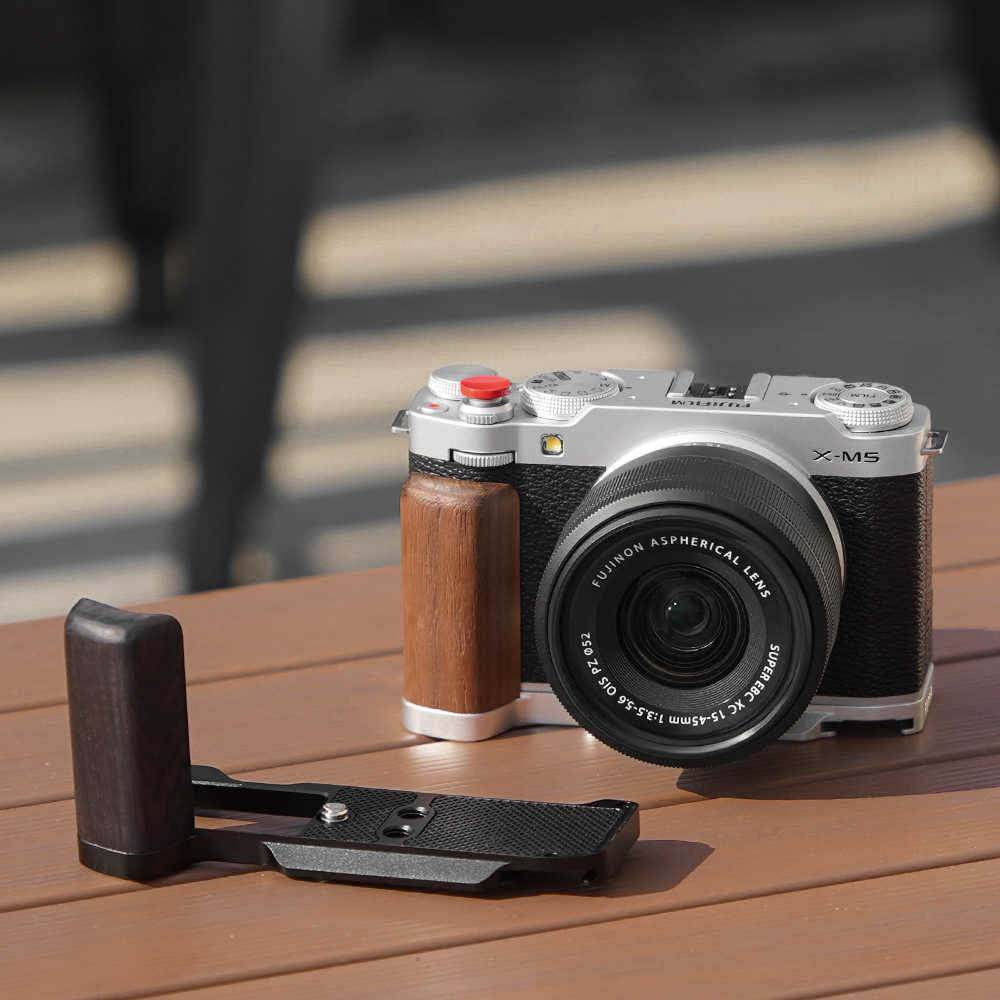 Flymile L-Shaped Grip for FUJIFILM X-M5 