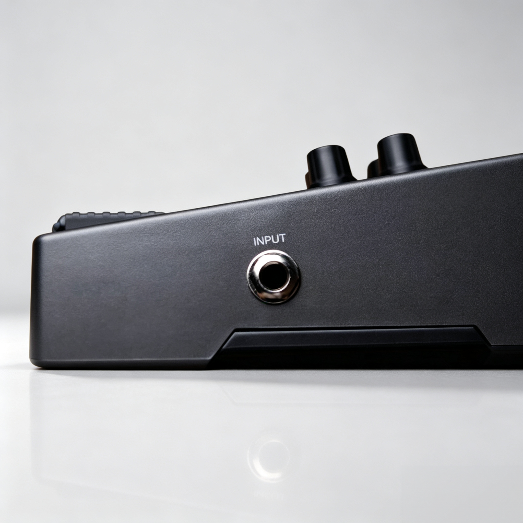 Smart Multi-Effects Guitar Pedal – Amp Modeling, Looper, Drum Machine & USB Recording ⚡🎸🎛️