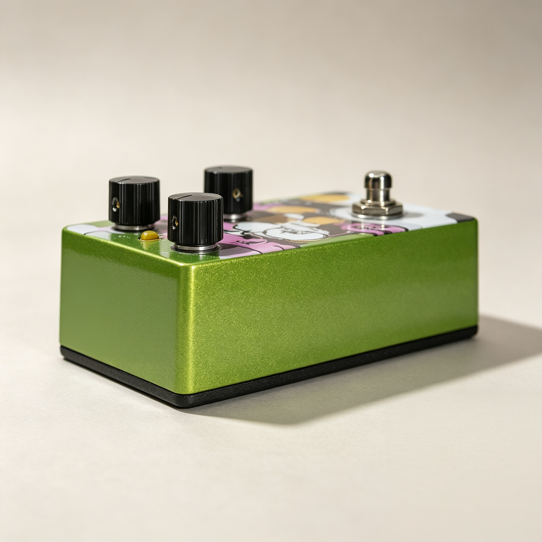 Cat Synth Guitar Pedal Detail