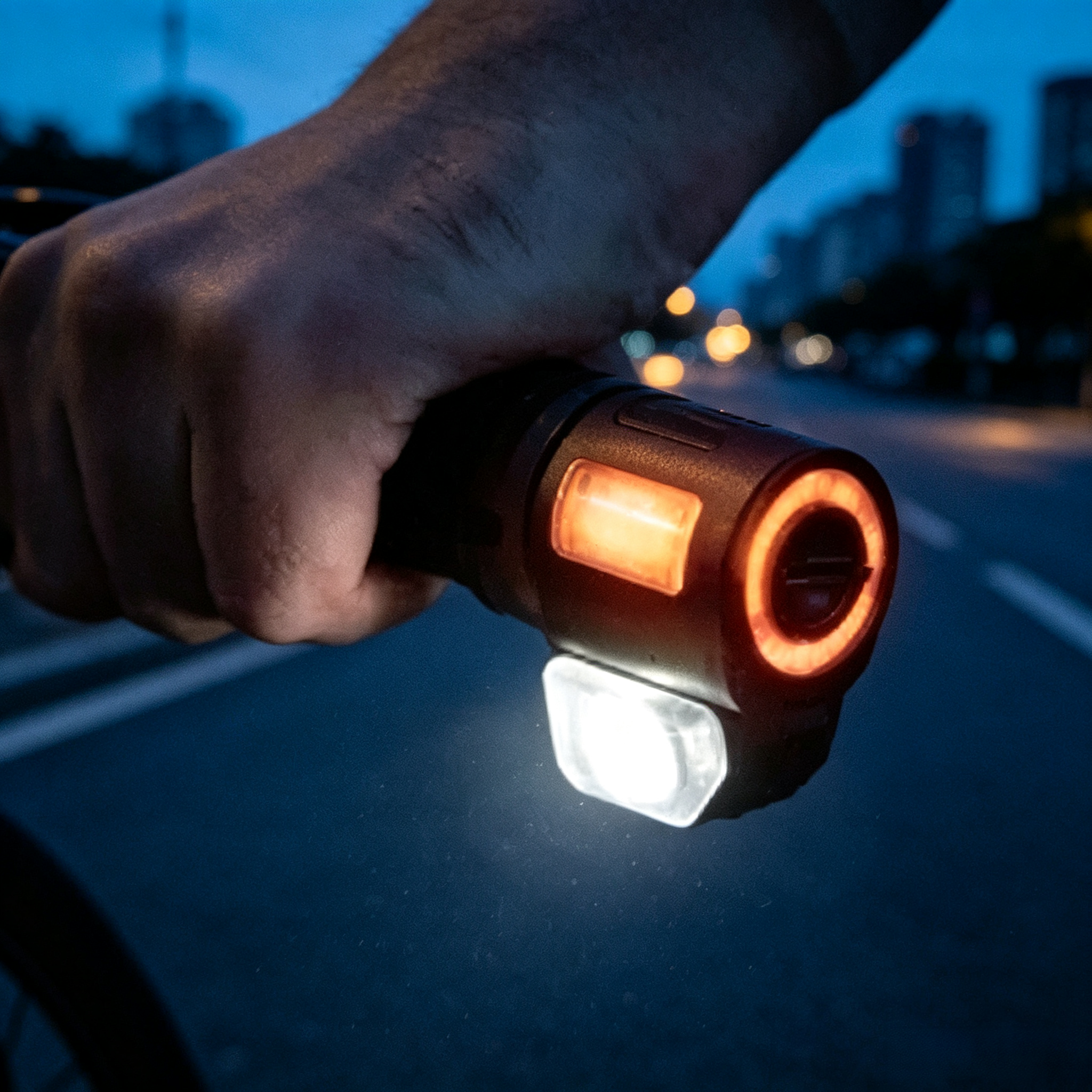 Bicycle Safety Light System, 360° Rechargeable Cycling Light with Turn Signal Side Visibility