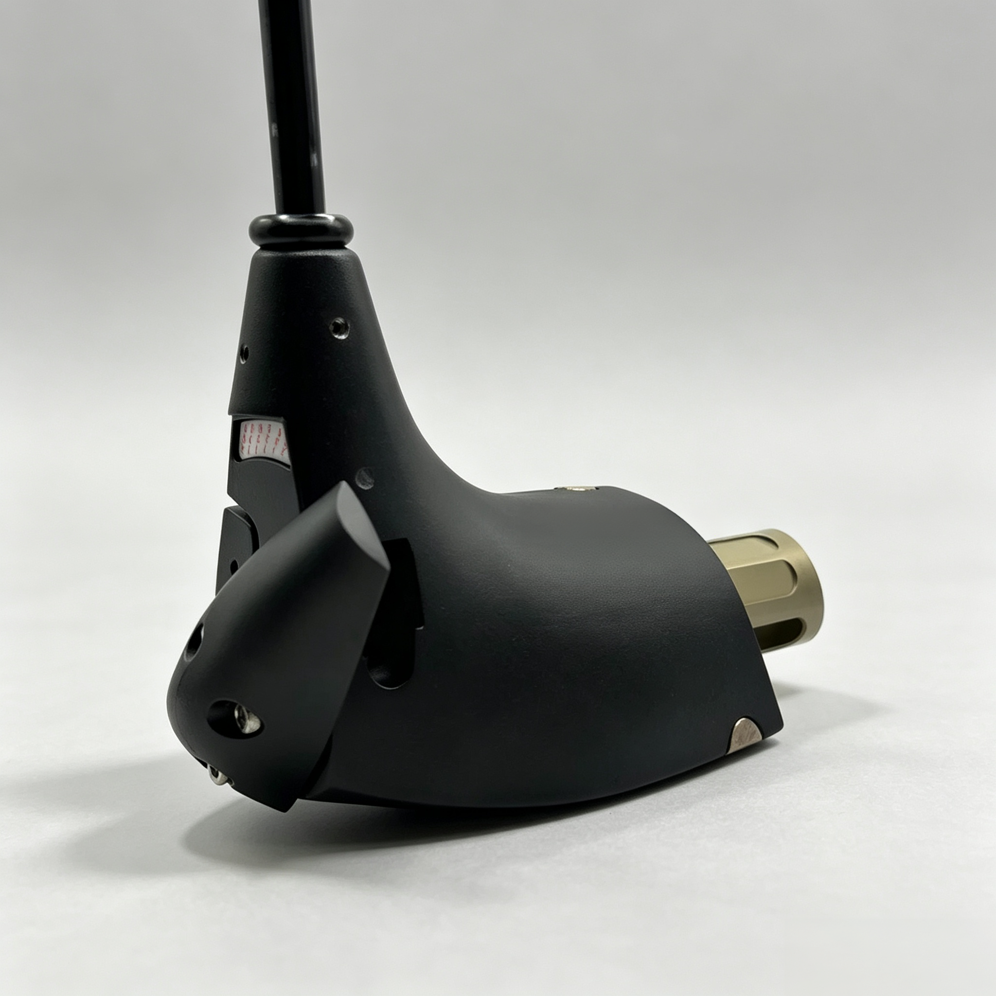 Automatic Golf Club – Assisted Hitting System for Senior & Limited-Mobility Golfers ⛳✨🏌️