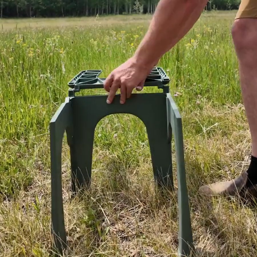 Portable camping toilet (toilet only)