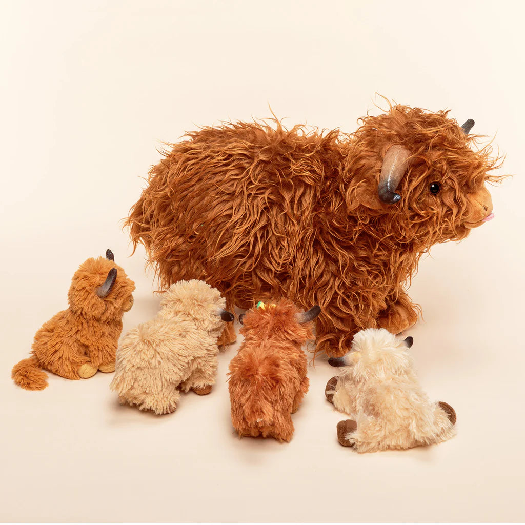 Mama Highland Cow & Her 4 Surprise Babies Plush Set 🐮💖