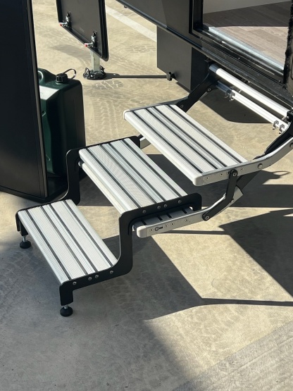 Custom-Fit Caravan Extension Step – Rock-Solid Access, Adjustable Legs, Heavy-Duty Design