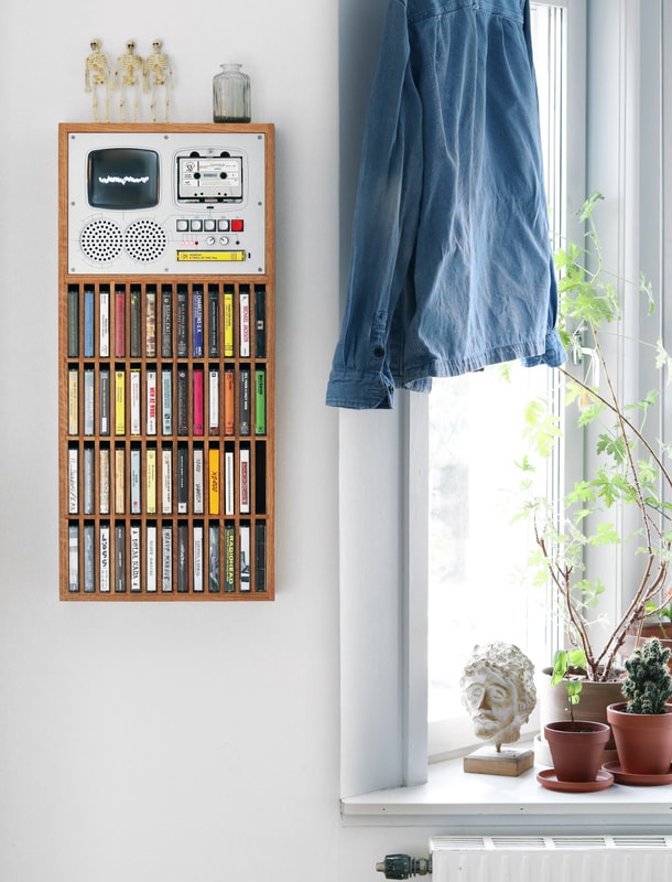 Retro Cassette Player – Sculptural Analog Music Player with Vintage Design