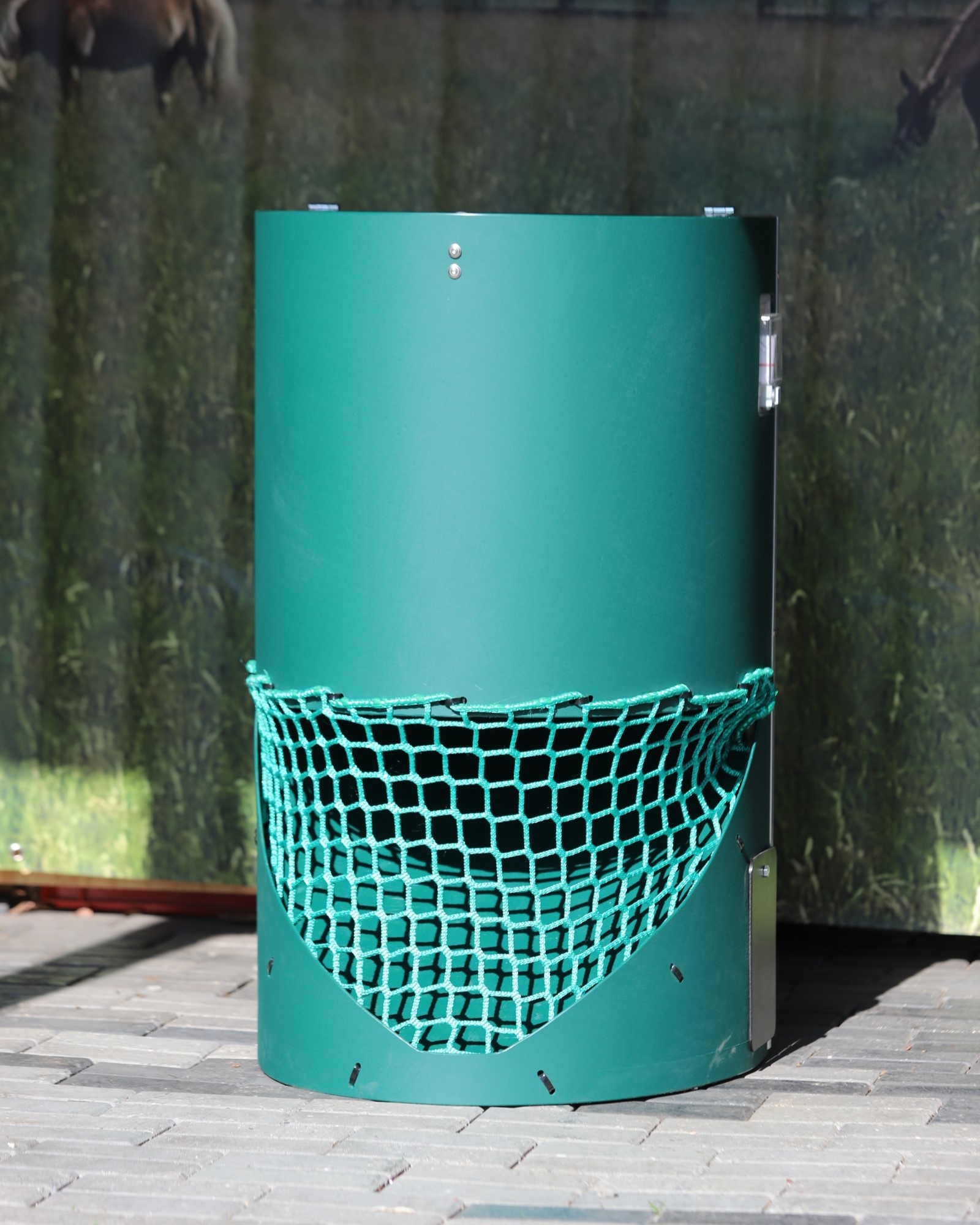 Slow Feed Hay Dispenser – Wall-Mounted Horse Feeder with Hinged Lid 🐴🌾🪵