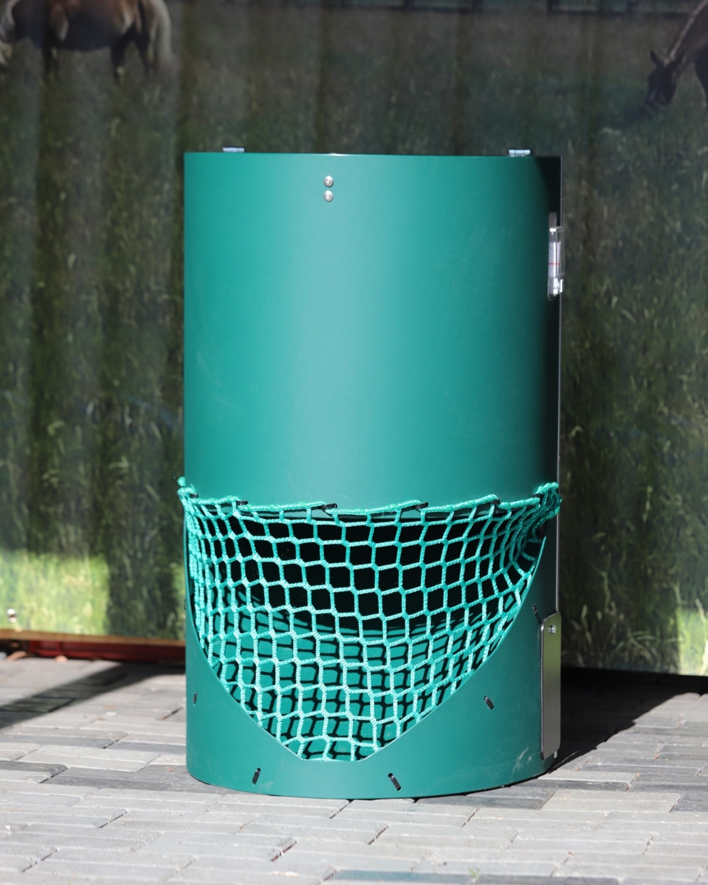 Slow Feed Hay Dispenser – Wall-Mounted Horse Feeder with Hinged Lid 🐴🌾🪵