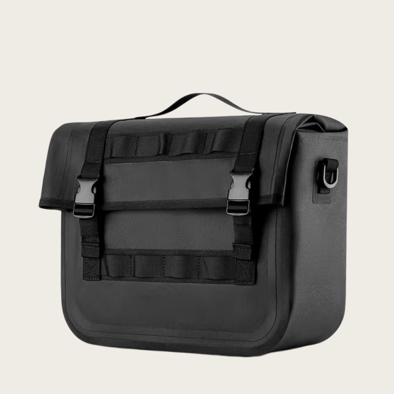 Expandable Waterproof Bike Pannier – 9L to 15L Rear Rack Bag with Shoulder Strap 🚴🎒🌧️