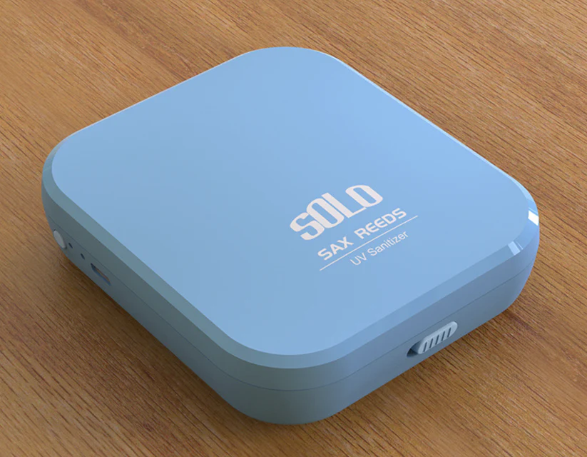 Electric UV disinfection and cleaning reed box