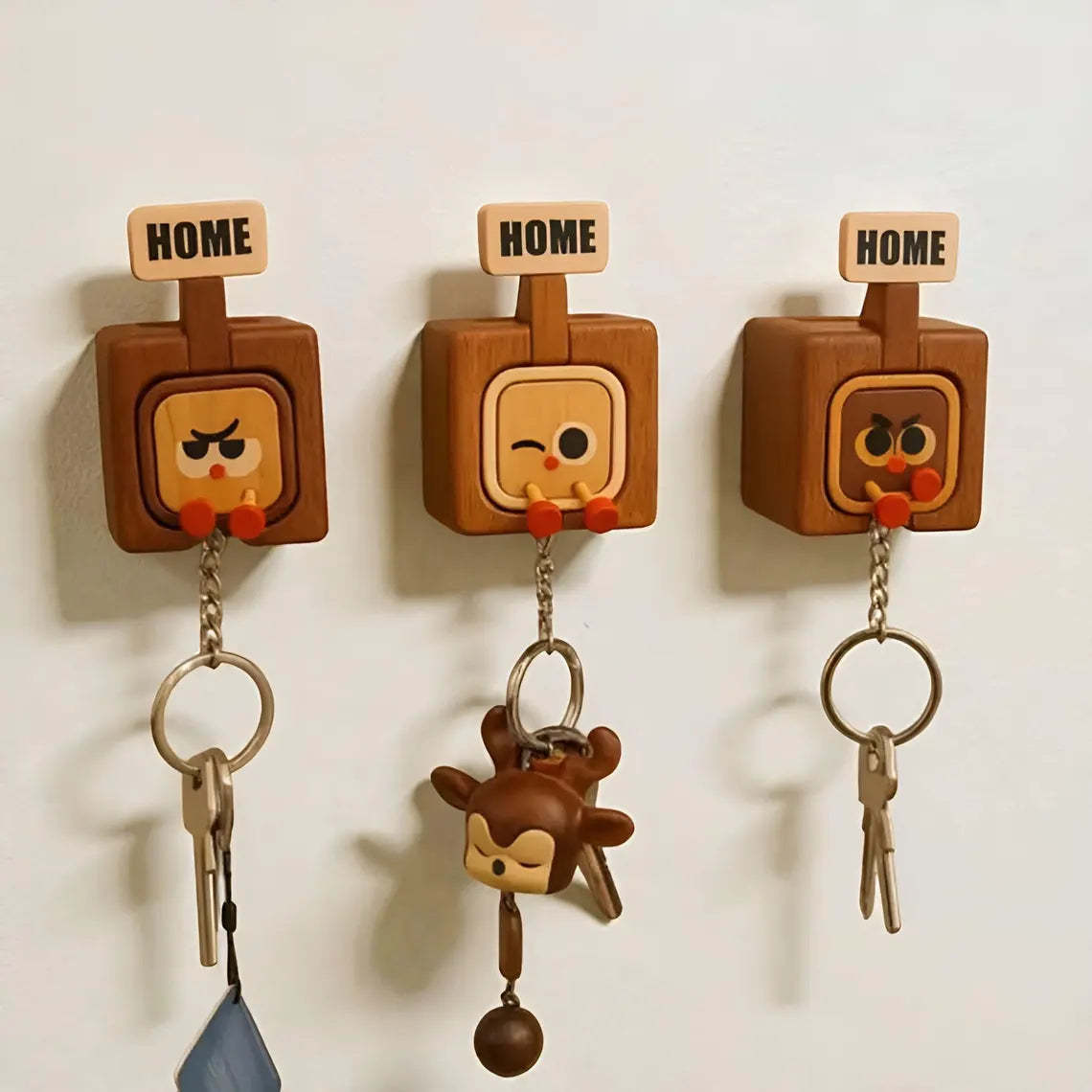 Wooden Key Holder – Funny Face Wall Mount