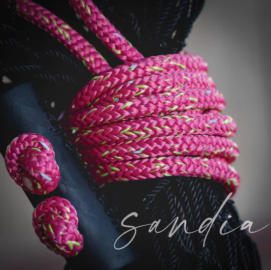 Half-Bale Hay Net | Mini Hay Net for Feeding and Transporting Horses