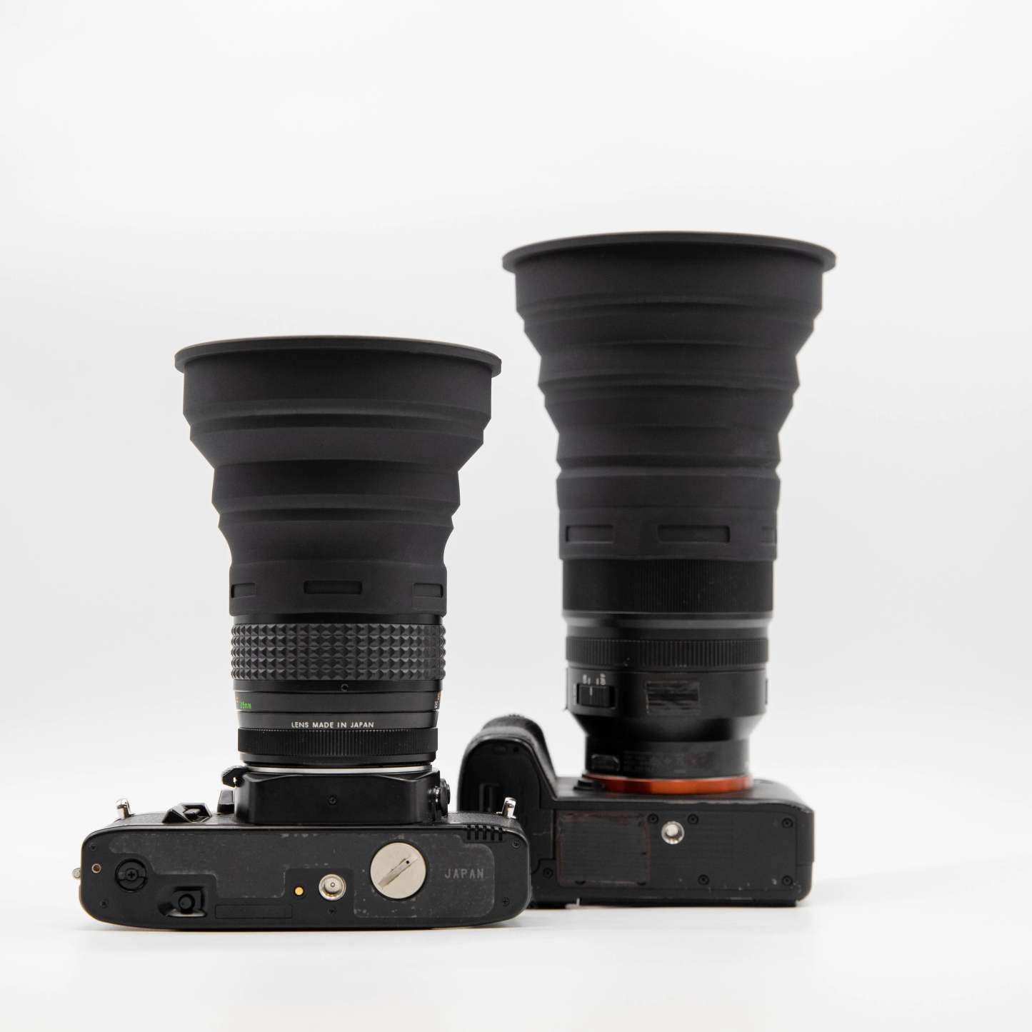 Universal Lens Hood – Foldable, Compact, and Easy to Use