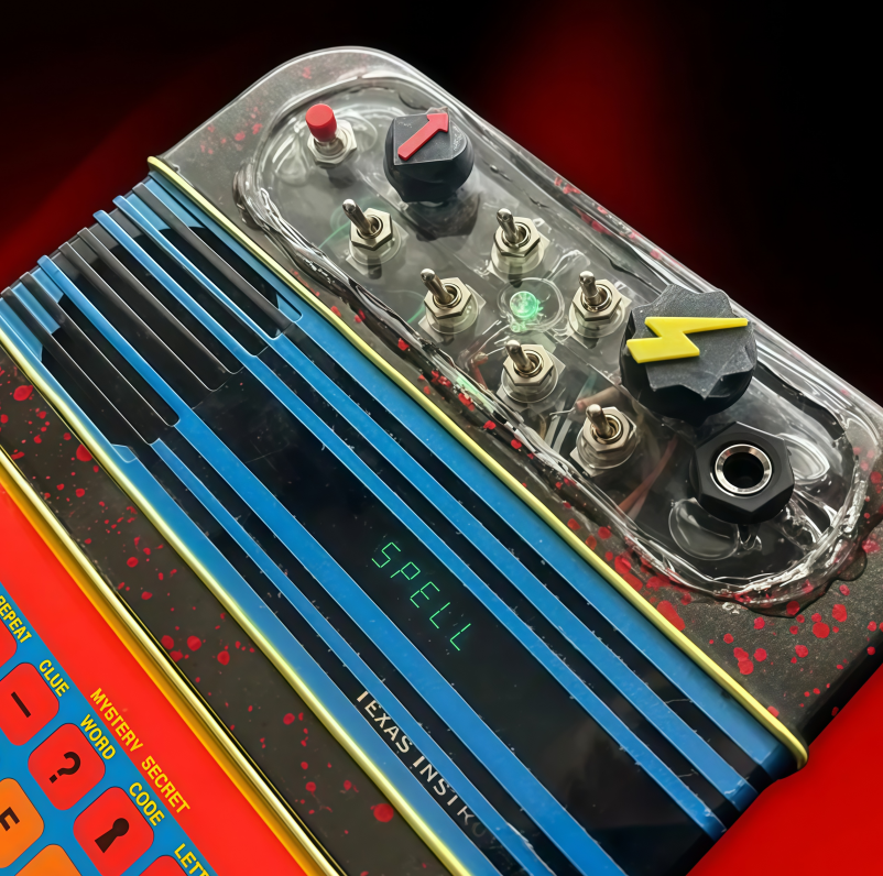 Experimental Sound Monster Device – Glitch Speech, Distortion & Chaos Audio Machine