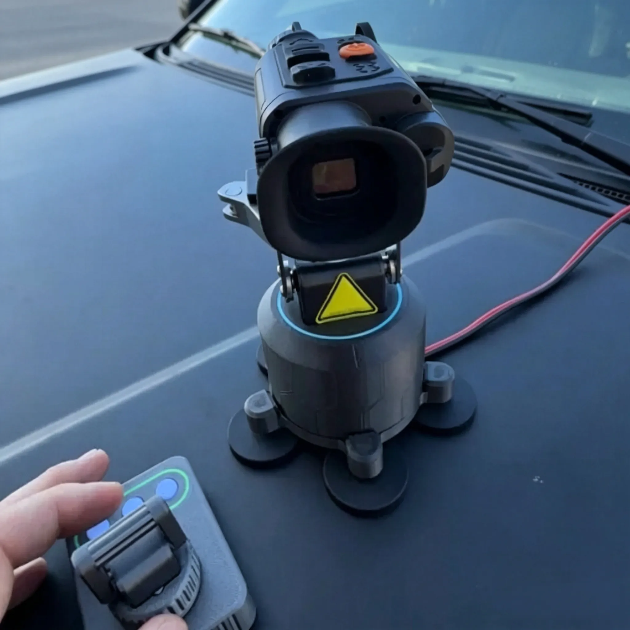 Outdoor Thermal Scanner Mount with Remote Control & Stable Magnetic Base