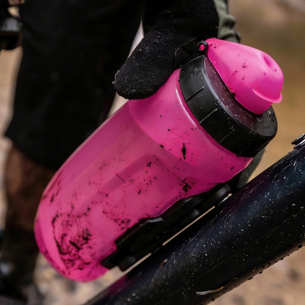 Twist Bottle – 590ml Magnetic Bottle | Magnetic-Mechanical Mount