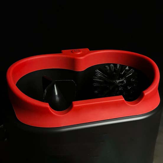 smart cleaner that automatically removes coffee grounds using rotating blades and brushes.