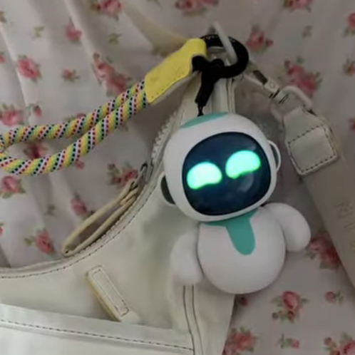 Mini AI Charm Robot – Wearable Electronic Pendant Toy for Couples & Friends