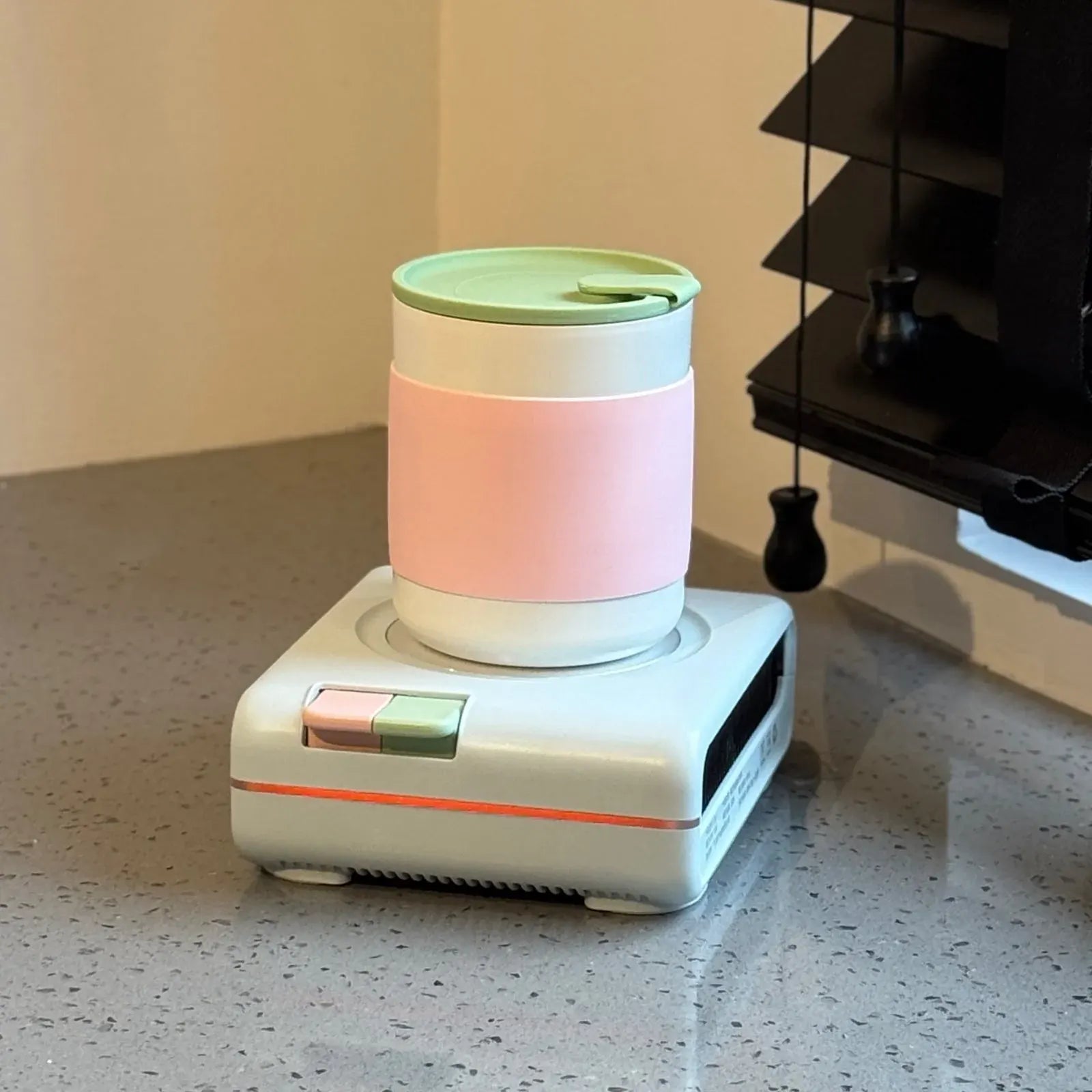 Quick Cooling Cup – Hot & Cold Control in One Touch