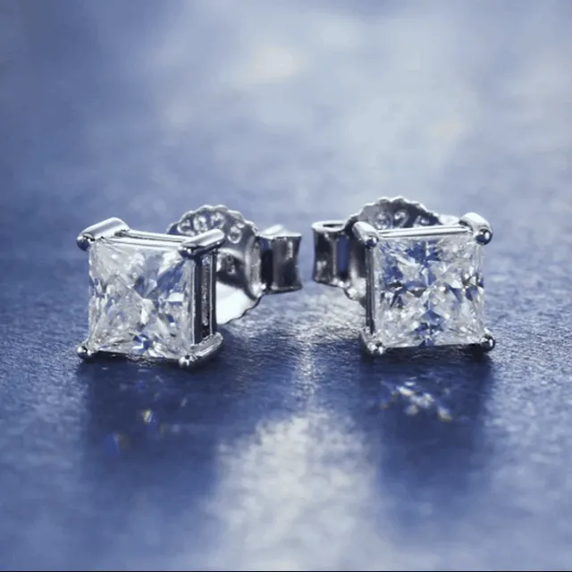 🔥Mother's Day Promotion!🔥Princess Cut Moissanite Stud Earrings