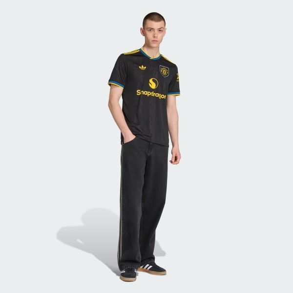 Black Manchester United 25/26 Third Jersey