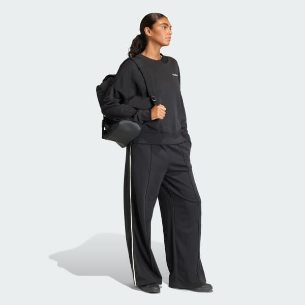 Black Seasonal Essentials Colorpop Sweatshirt with Embroidered Graphic