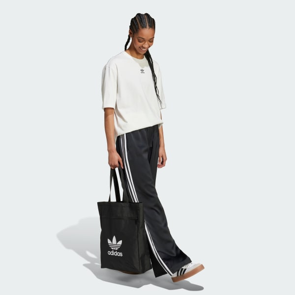 White Essentials Boyfriend Tee