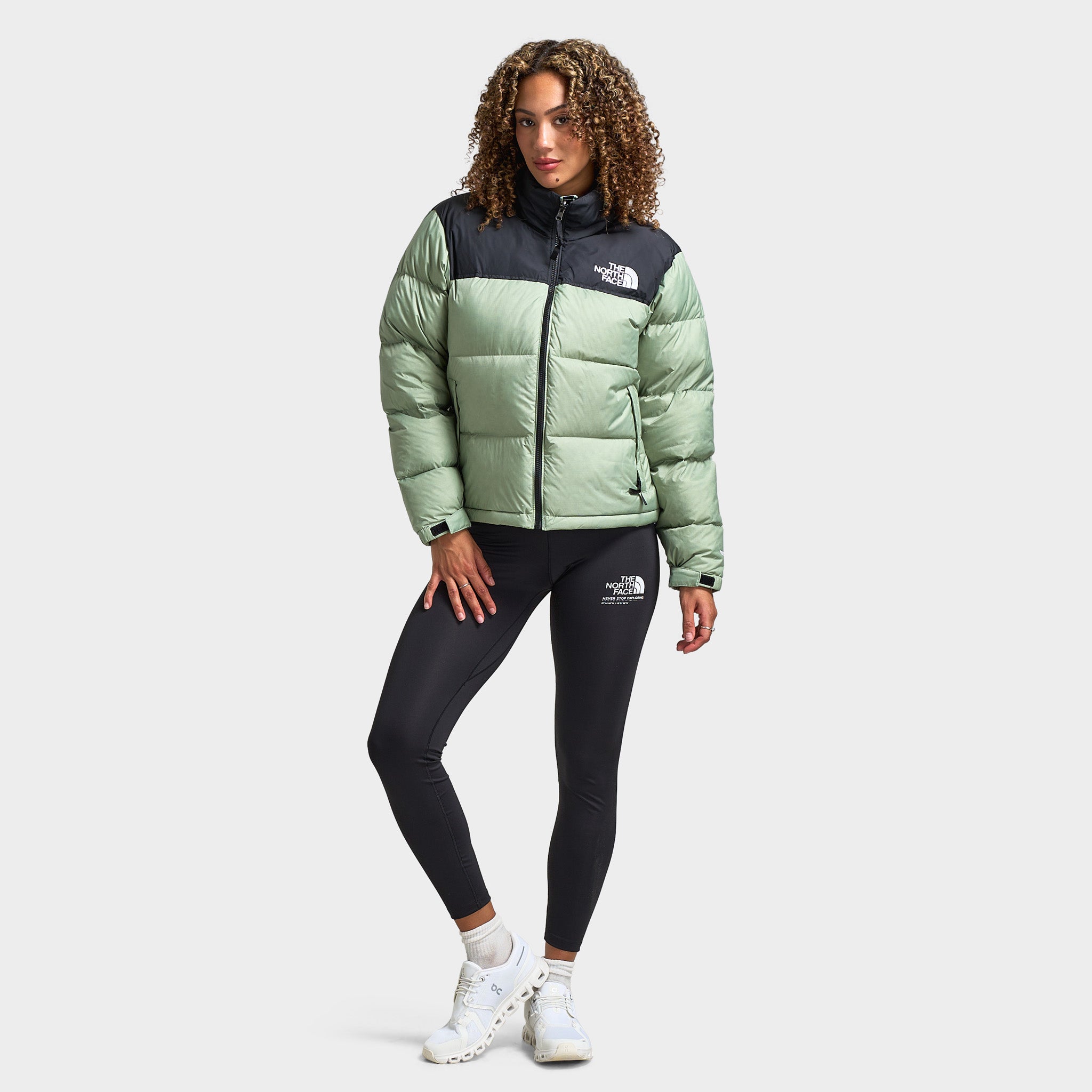 The Nothtrth Face Women's 1996 Retro Nuptse Jacket / Slate Moss