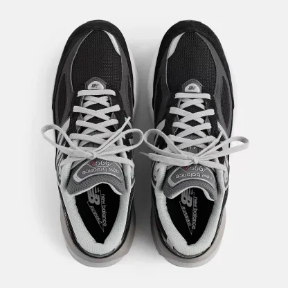 NEW BALANCE 990v6