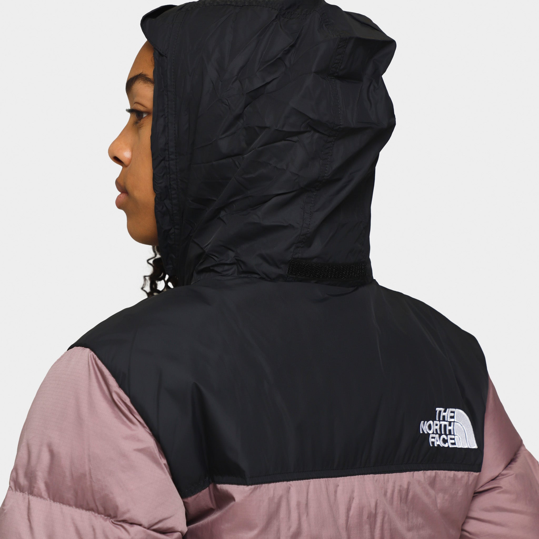 ザ・ノース・フェイス ウィメンズ 1996 レトロ ヌプシ ジャケット フォーングレー／TNFブラック