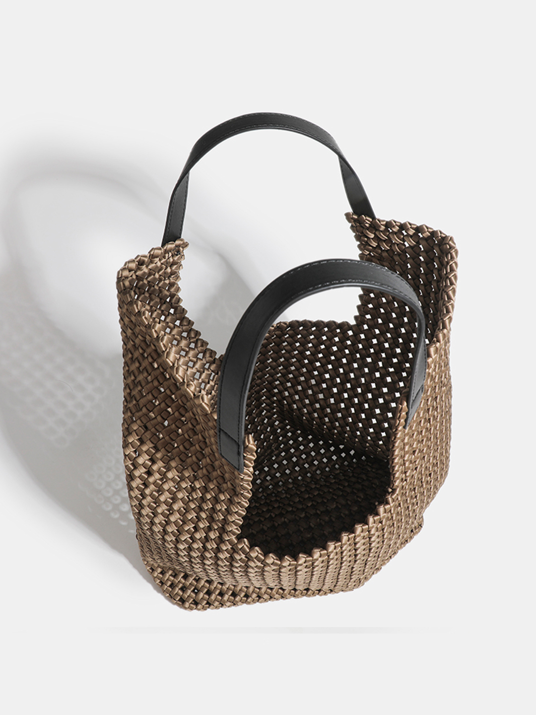 Luckcus Handwoven Nylon Pinwheel-Knot Tote