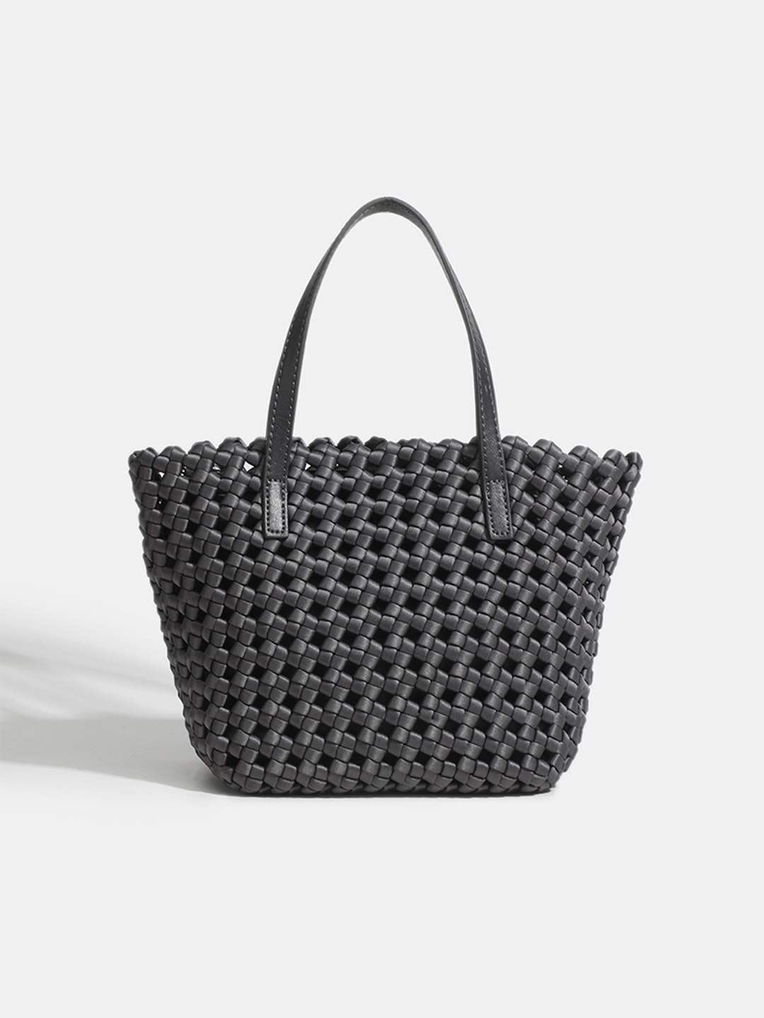 Luckcus Mini Woven Handheld Mini Bag in Delicate Volume